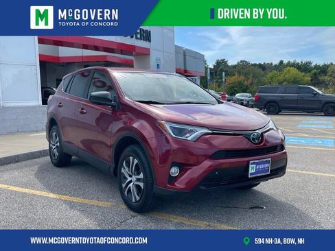 Used 2018 Toyota RAV4 LE w/ All Weather Liner Package AWD/4WD image 7