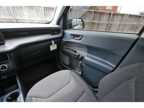 Used 2024 Ford Maverick XLT w/ XLT Luxury Package FWD image 11