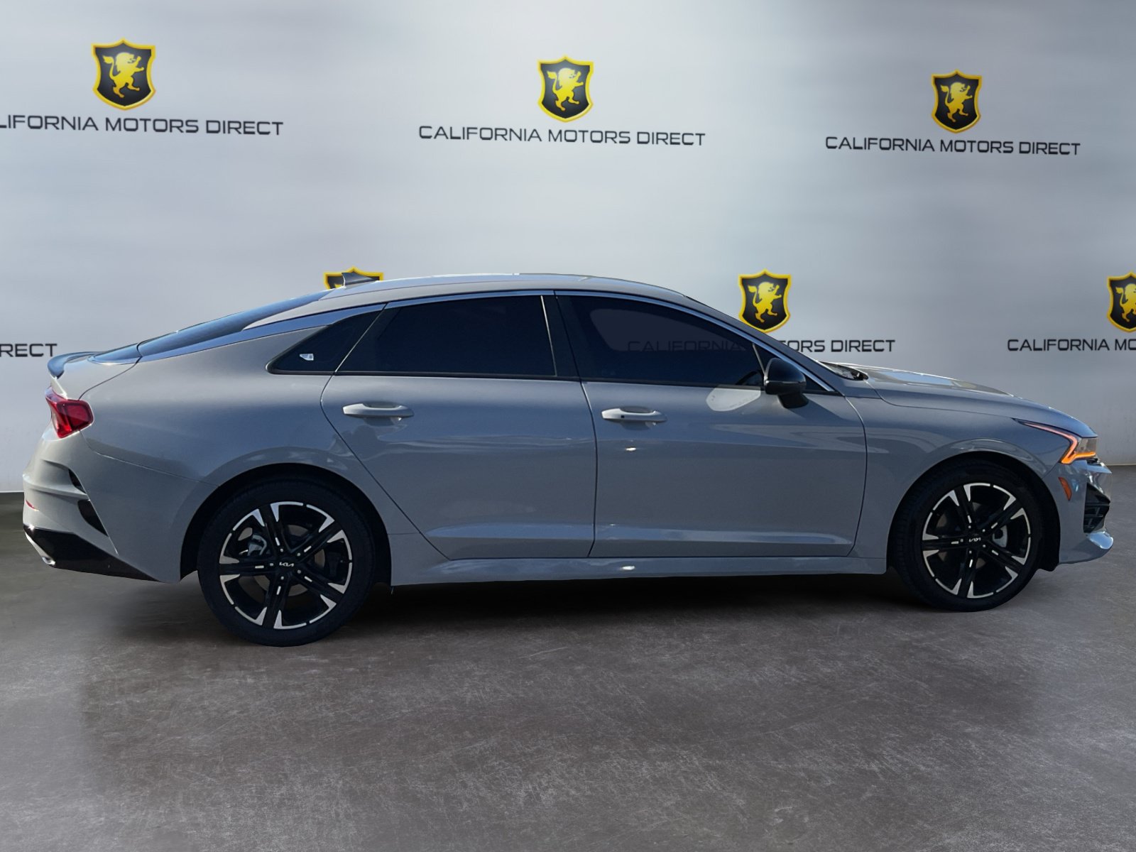 Used 2024 Kia K5 GT-Line w/ GT-Line Premium Package FWD image 4