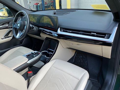 Used 2025 BMW X1 xDrive28i w/ Convenience Package AWD/4WD image 28