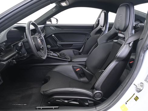 Used 2025 Porsche 911 GT3 image 26