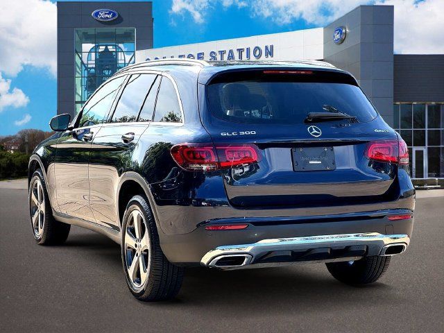 Used 2022 Mercedes-Benz GLC 300 4MATIC image 5