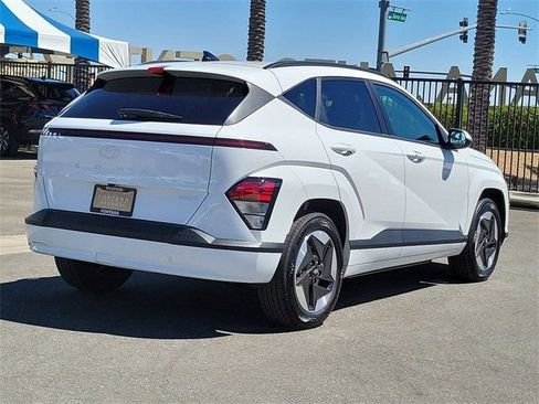 New 2025 Hyundai Kona SEL image 23