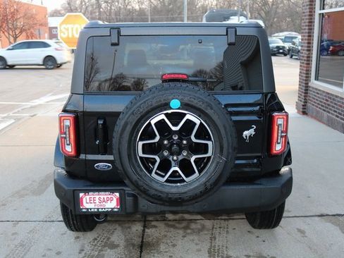 New 2025 Ford Bronco Outer Banks image 6