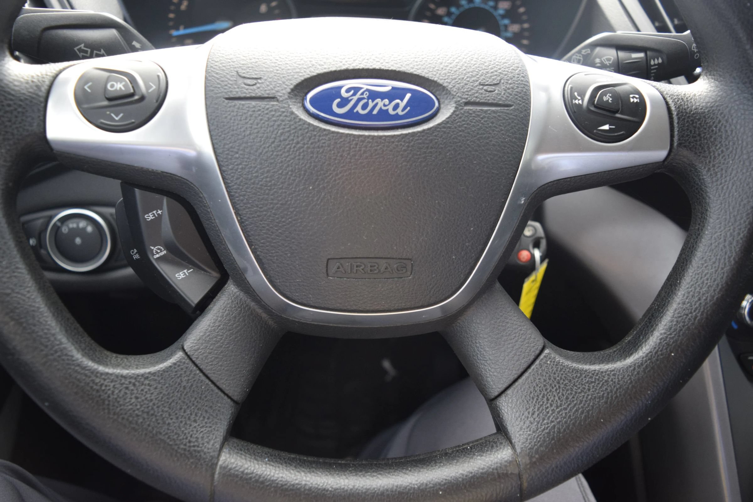 Used 2015 Ford Escape SE w/ SE Chrome Package FWD image 13