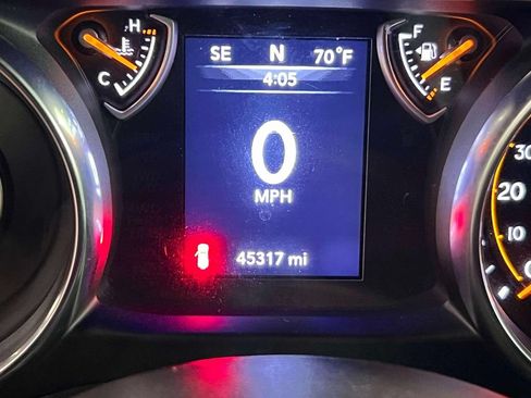 Used 2023 Jeep Wrangler Unlimited Sport AWD/4WD image 25