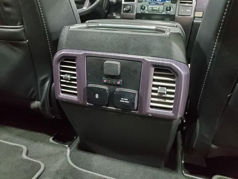 Used 2020 Ford F250 Limited image 24