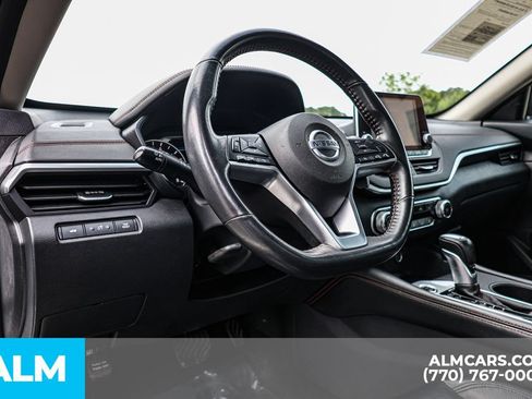 Used 2022 Nissan Altima 2.5 SR w/ Midnight Edition Package FWD image 25