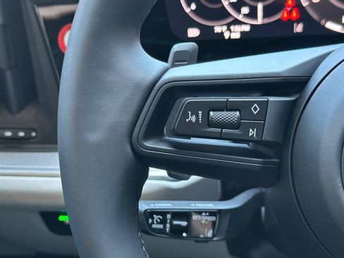 New 2026 Porsche Cayenne Coupe AWD/4WD image 31