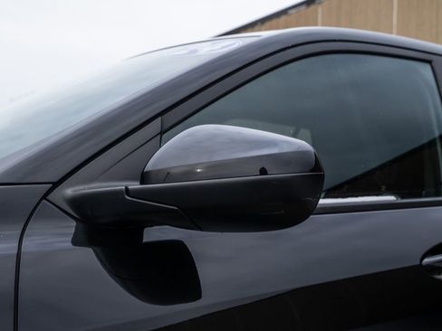 Used 2024 Chevrolet Trax RS w/ Sunroof Package image 8