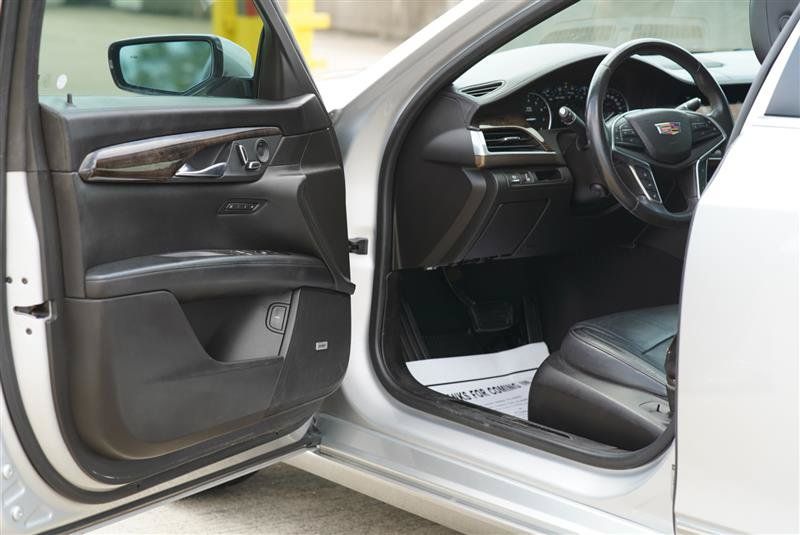 Used 2016 Cadillac CT6 Luxury w/ Active Chassis Package AWD/4WD image 38