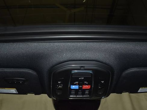 New 2026 Jeep Cherokee Overland w/ Trailer Tow Group AWD/4WD image 19