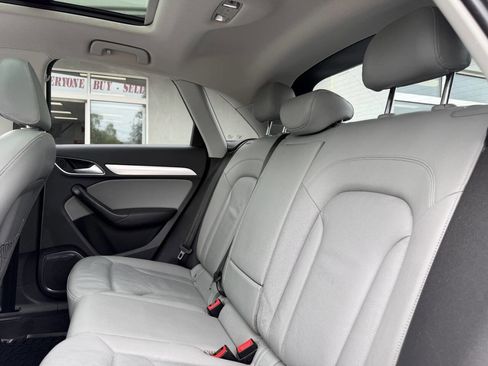 Used 2016 Audi Q3 2.0T Prestige AWD/4WD image 24