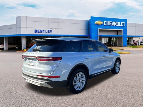 Used 2025 Lincoln Corsair FWD image 5