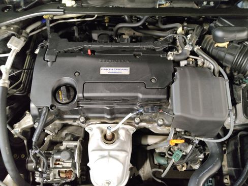 Used 2017 Honda Accord SE image 30