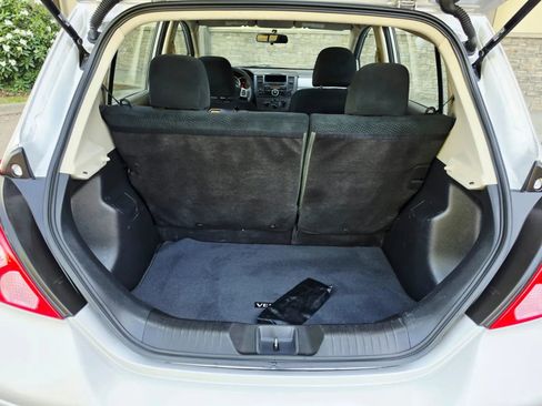Used 2011 Nissan Versa 1.8 S w/ PWR Plus Pkg FWD image 18