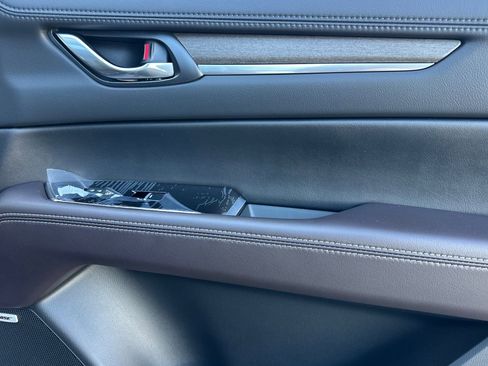 New 2025 MAZDA CX-5 Signature image 18