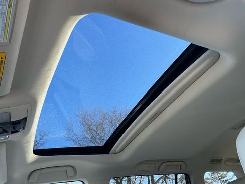 Used 2023 Lexus GX 460 Premium image 17