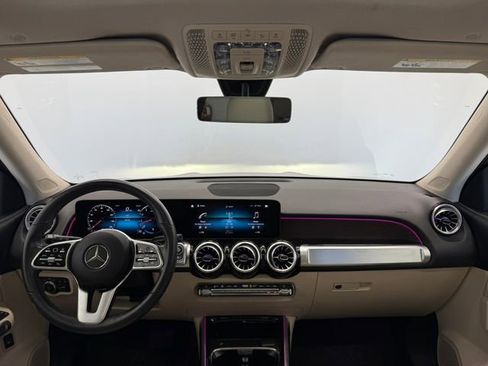 Used 2023 Mercedes-Benz GLB 250 image 5