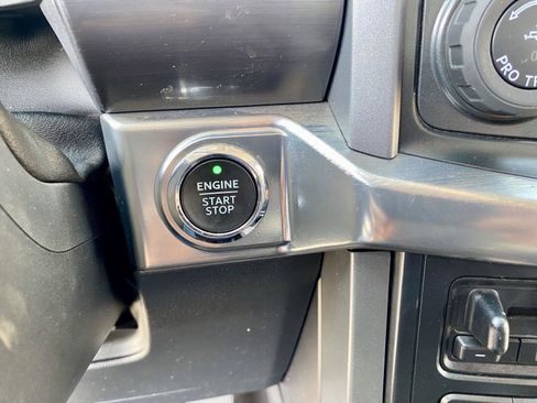 Used 2022 Ford F150 Lariat image 33