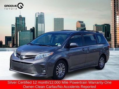 Used 2018 Toyota Sienna XLE