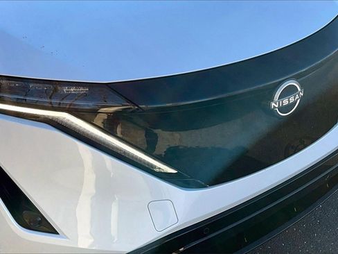 Used 2023 Nissan Ariya image 30