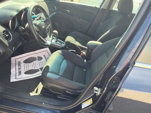 Used 2014 Chevrolet Cruze LT w/ All-Star Edition FWD image 13