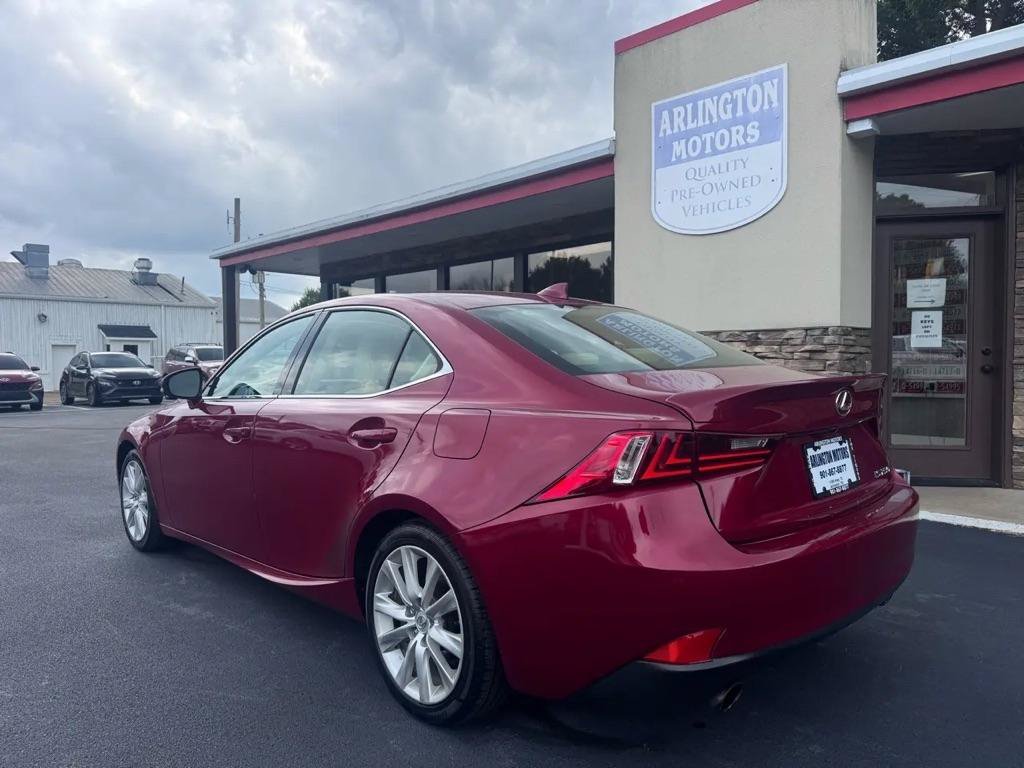 Used 2015 Lexus IS 250 RWD image 3