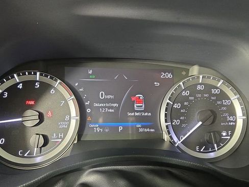 Used 2023 Toyota Highlander L image 16