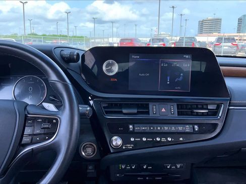 Used 2022 Lexus ES 350 w/ Premium Package image 7