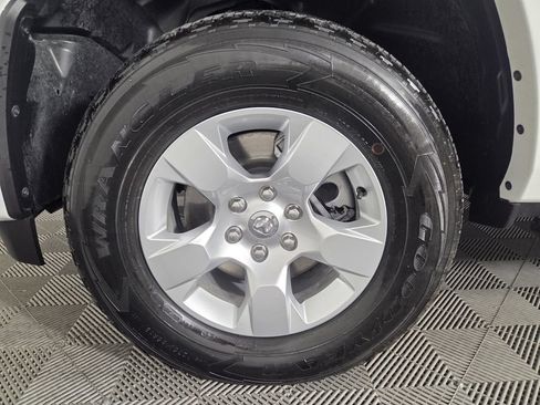 Used 2026 RAM 1500 Big Horn AWD/4WD image 9