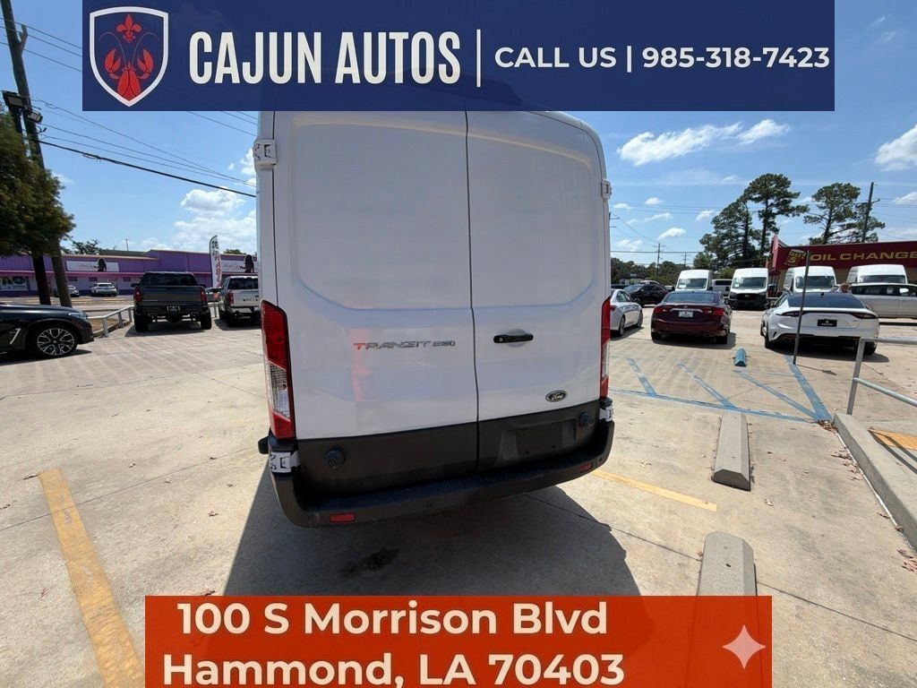 Used 2018 Ford Transit 250 148 Medium Roof RWD image 10