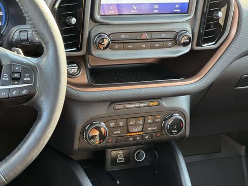 Used 2023 Ford Bronco Sport Badlands w/ Premium Package AWD/4WD image 4