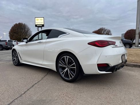 Used 2022 INFINITI Q60 3.0t Luxe w/ Essential Package image 3