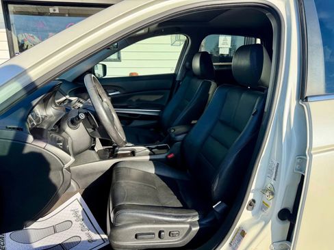 Used 2014 Honda Crosstour EX-L image 10