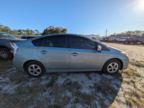 Used 2012 Toyota Prius Two image 3