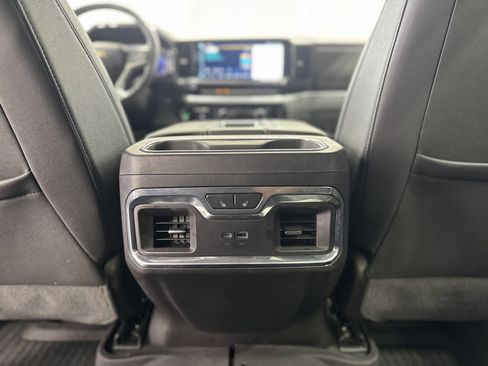 Certified 2022 Chevrolet Silverado 1500 LTZ w/ Technology Package image 25