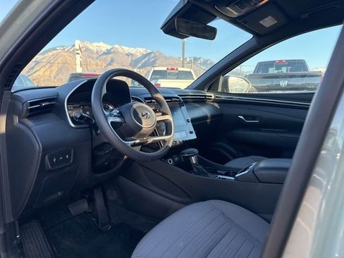 Used 2024 Hyundai Santa Cruz SEL image 17