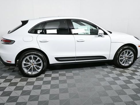New 2025 Porsche Macan image 33