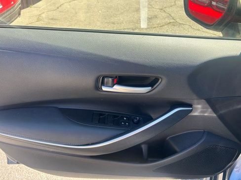 Used 2021 Toyota Corolla SE w/ Carpet Mat Package (TMS) image 7