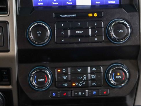 Used 2020 Ford F250 Lariat w/ Lariat Ultimate Package image 21