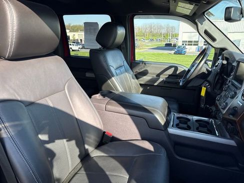 Used 2015 Ford F350 Lariat w/ Lariat Interior Package image 13