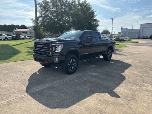 Used 2021 GMC Sierra 2500 AT4 w/ AT4 Premium Plus Package image 5