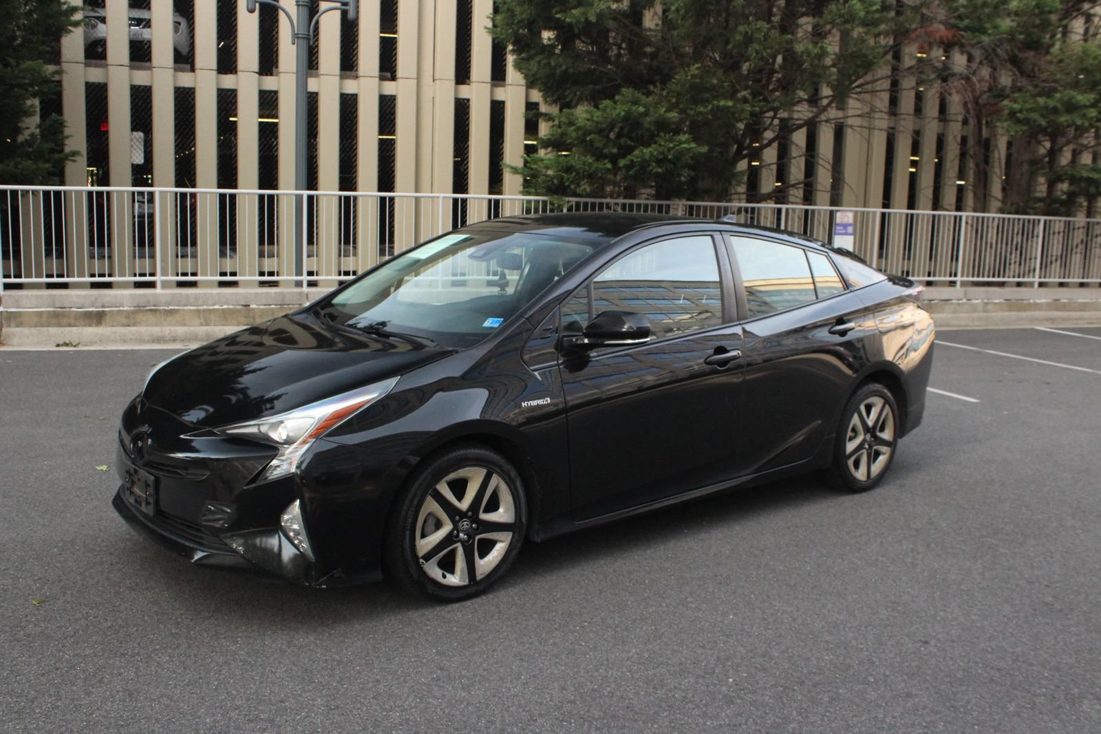 Used 2016 Toyota Prius Four Touring FWD image 12