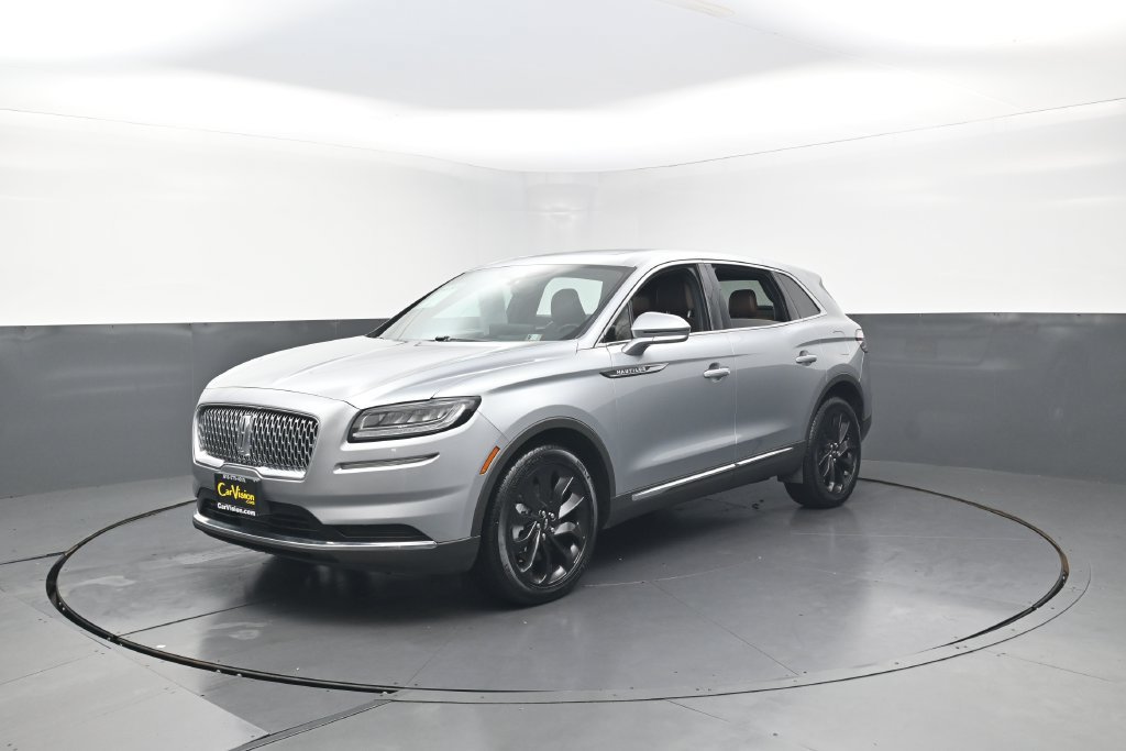 Used 2023 Lincoln Nautilus Reserve w/ Cargo Utility Package AWD/4WD image 41