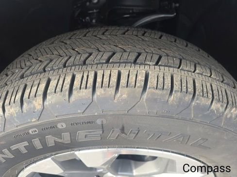 New 2026 Chevrolet Suburban LS image 38