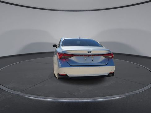 Used 2019 Toyota Avalon Limited w/ Advanced Safety Package image 7