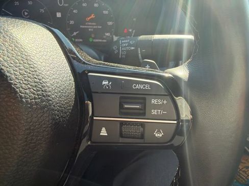 Used 2025 Honda Civic Sport image 11