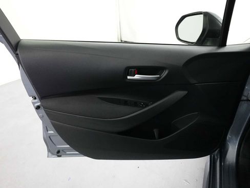 Used 2020 Toyota Corolla LE image 10