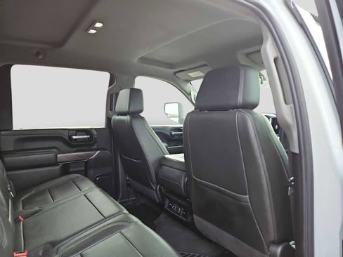 Used 2021 Chevrolet Silverado 2500 LTZ image 16